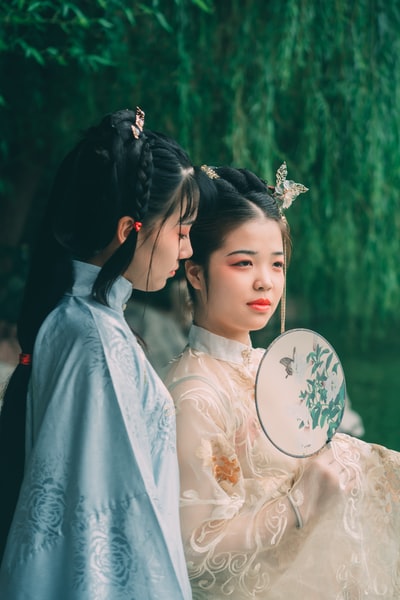 The woman in a white flower skirt